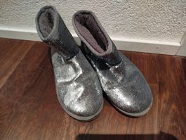 Winter Boots / Hüttenschuhe, silber Glitzer, Grösse 38