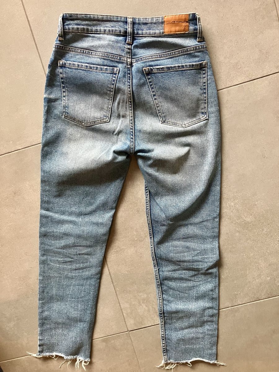 Bershka Jeans: Jeans donna Bershka – Usato da Lugano venduto da jfo_7lsm 4