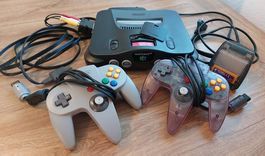 Nintendo 64 Konsole inkl. 2 Controllern und Transfer Pak