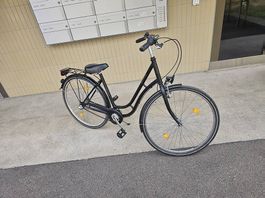 Triumph Kultrad City Bike Tiefeinsteiger schwarz