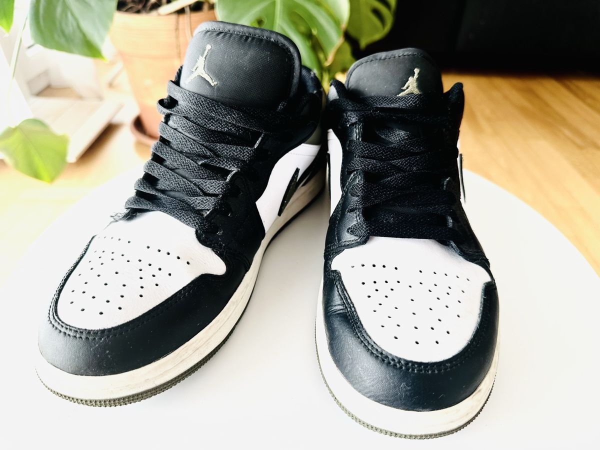 Jordan Scarpe da uomo: Nike Air Jordan 1 Low Olive Gr.41 – Usato da Zürich venduto da BLAU.blue