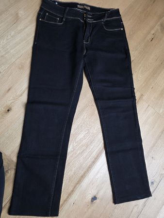 Miss Cherry Jeans, Schwarz, Grösse 32(CH-Grösse 42/44)  Neu