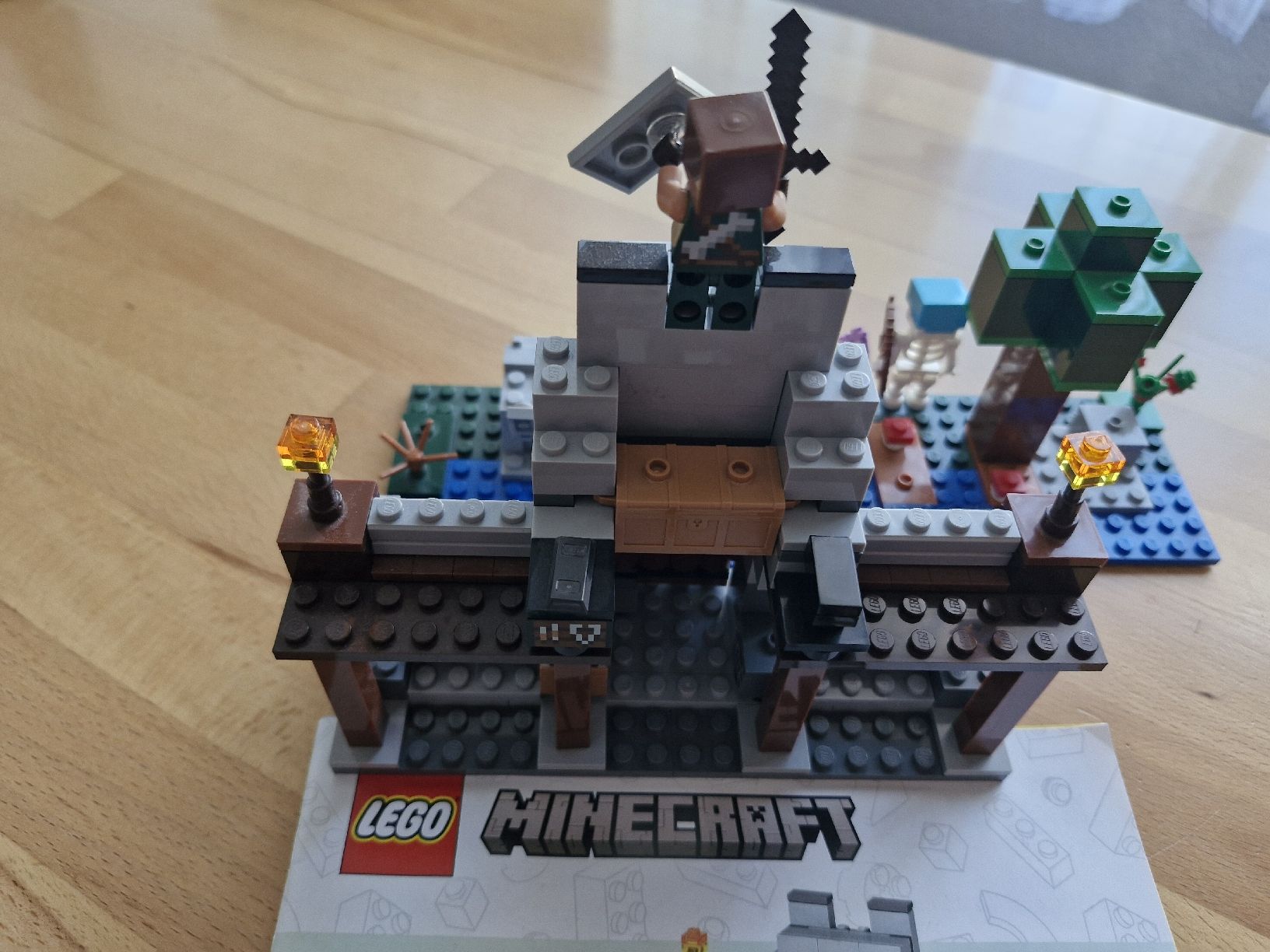 Lego Jouets: Wolfsfestung Minecraft  – D'occasion à Balgach par sie_zqn7 2