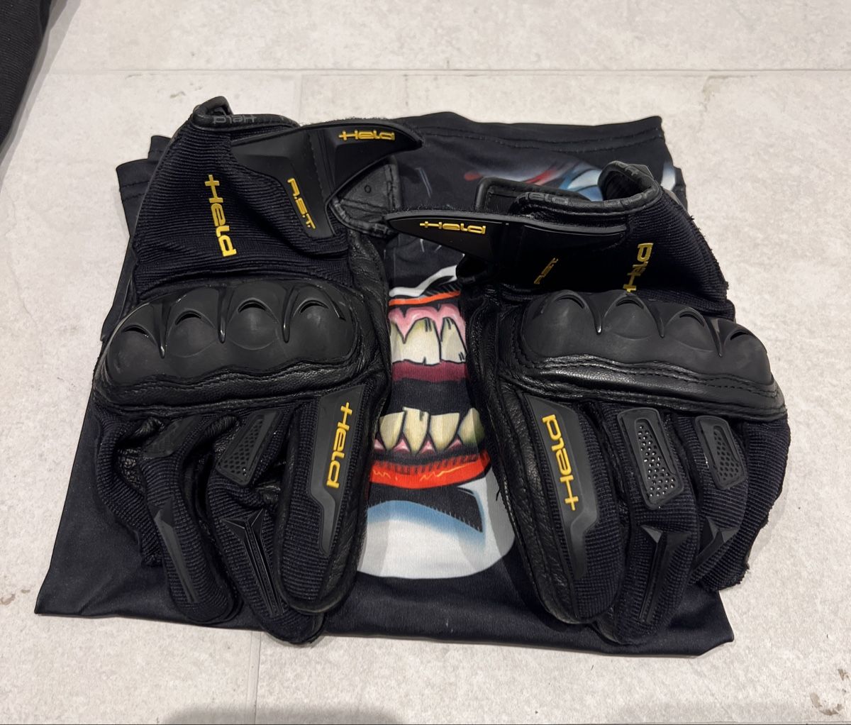 Handschuhe & Handstulpen: Held Motorradhandschuhe Gr. M  – Gebraucht aus Muttenz von ahm_r8g9