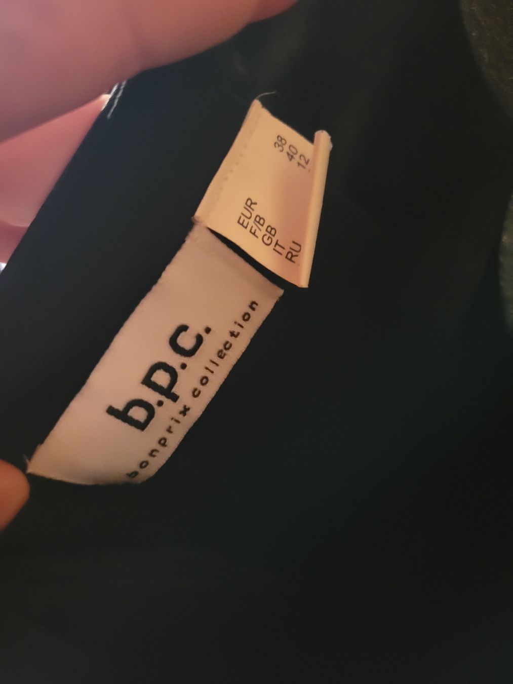 Vestiti: Cockteil Kleid Damen – Usato da Hundwil venduto da Hans.k1584 2