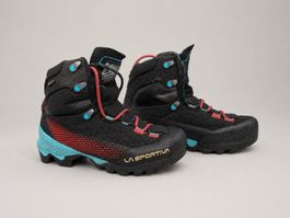 La Sportiva Damen Aequilibrium ST GTX W Black/Hibiscus