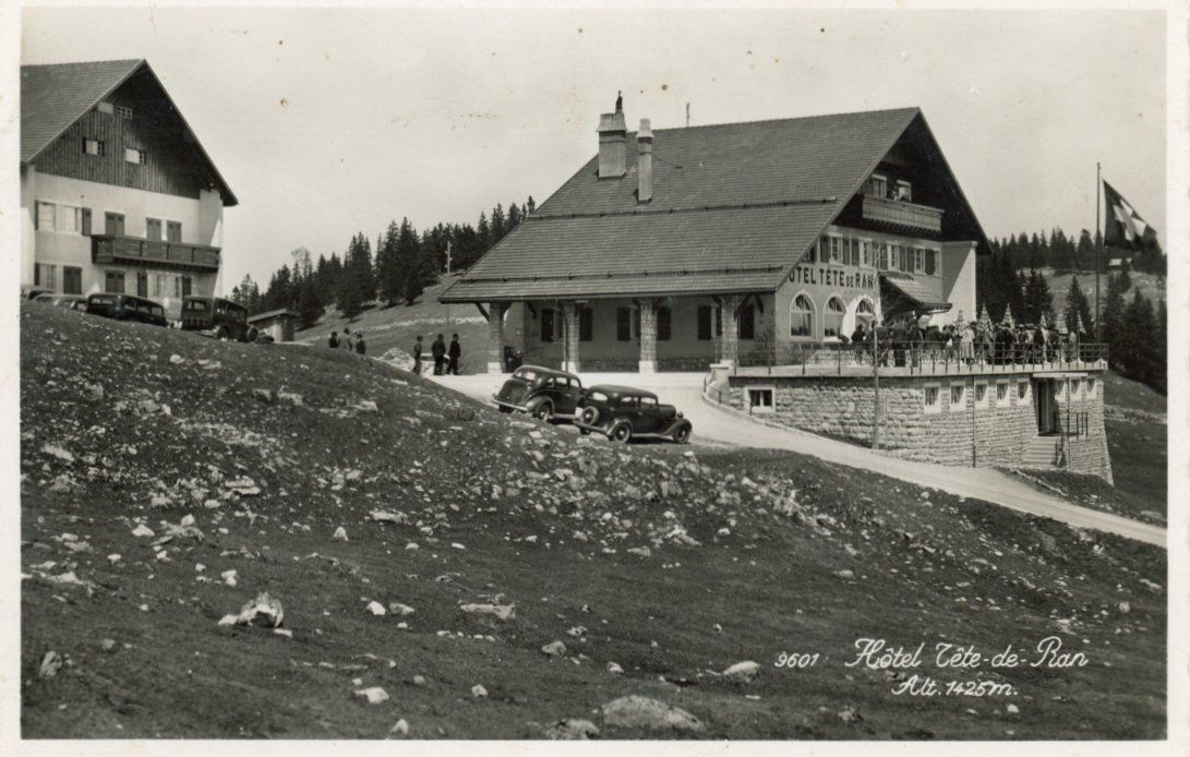 Cartoline postali: Tête-de-Ran   NE   /  Oldtimer autos      en 1938 – Usato da Brig venduto da Valcards54