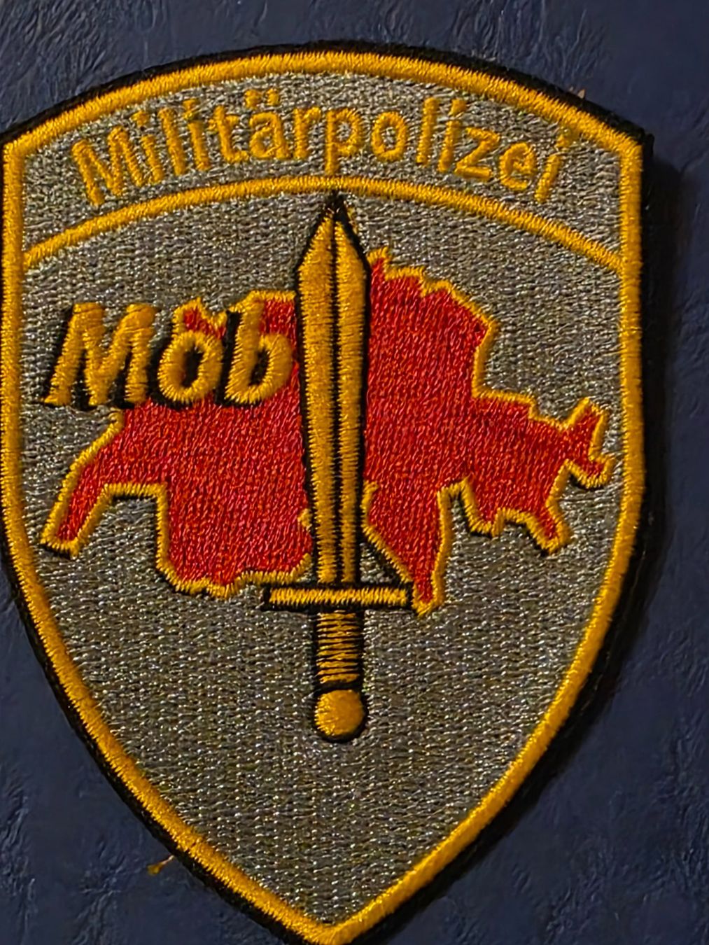 Armée suisse Plaquettes & Badges: Militar Polizei Abzeichen Badge – Neuf (Voir description) à Nyon par freetoys08