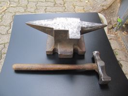 Amboss und Hammer 5.5 Kg.