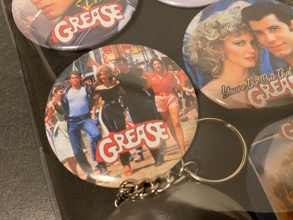 Grease Ansteck Badges! (Neu (gemäss Beschreibung)) in Basel für CHF 14 ...