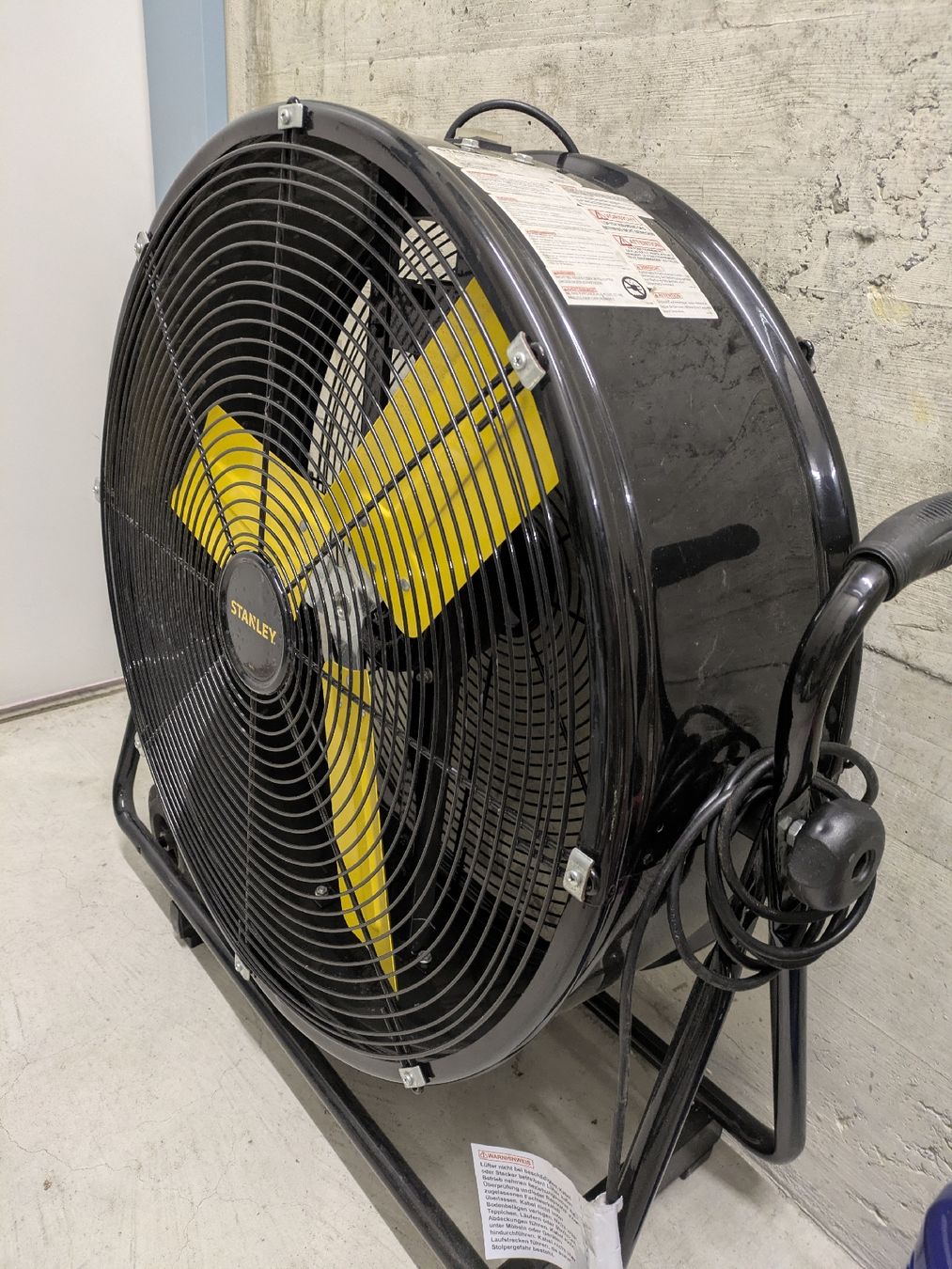Stanley Ventilatori: Stanley Industrie-Ventilator ST-24DCT-E, 3 Geschwindigkeiten – Nuovo (secondo la descrizione) da Wallisellen venduto da bspm20