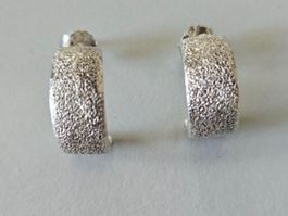 Elegante Silber Creolen, gehammert, 925er Silber