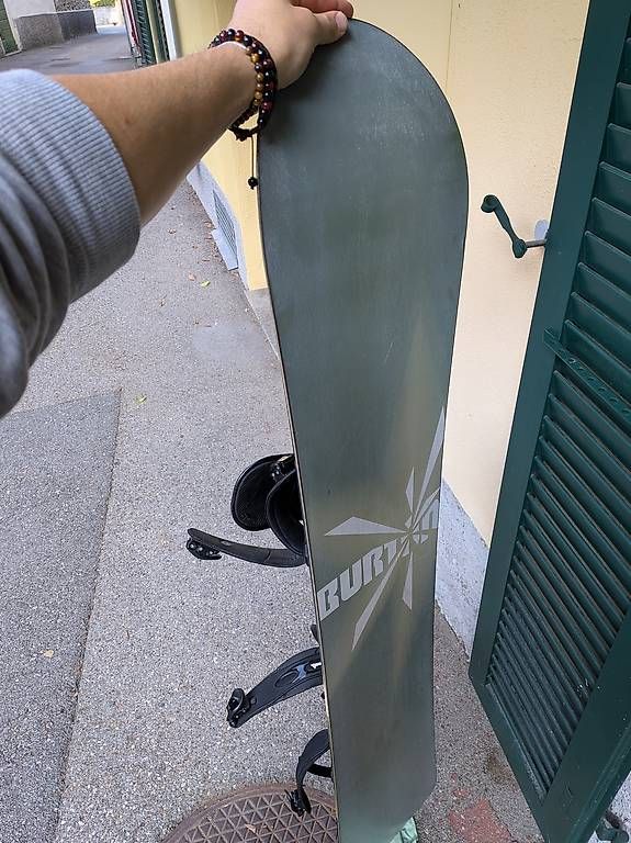 Board: Snowboard Burton Clash  – Usato da Arbedo venduto da erw_9rl2 1