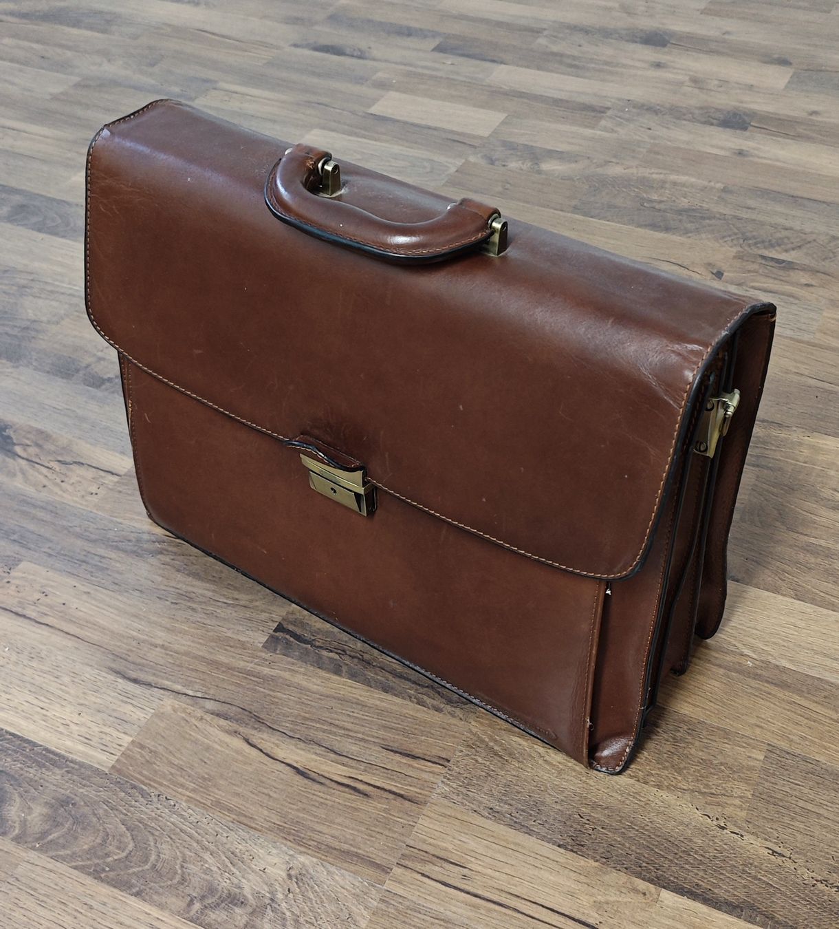Koffer & Taschen: Leder Aktentasche – Gebraucht aus Flaach von Linux95