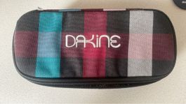 Dakine Mäppchen/Etui - Top Zustand - Ideal für die Schule!
