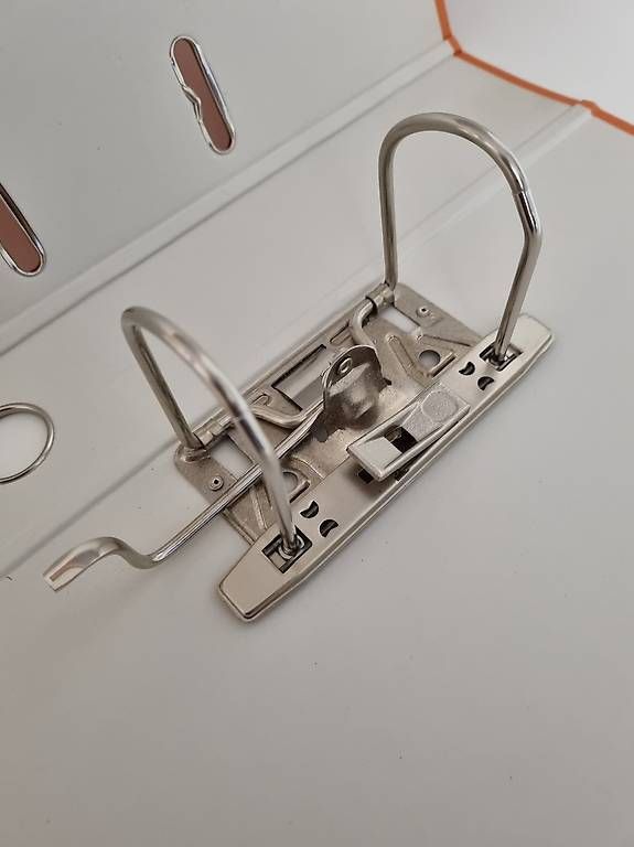 Migros Raccoglitori: Classeurs - A4 plastifiés - 7 cm & 4 cm – Usato da Moutier venduto da Kimi22 4