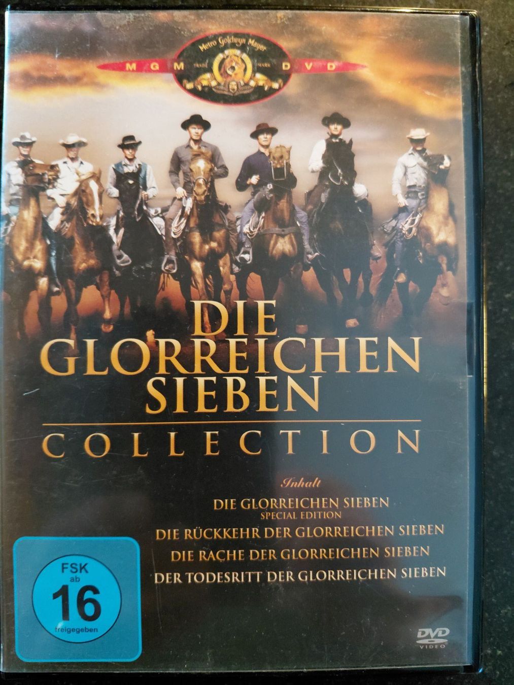 Tutti i DVDs: Die Glorreichen Sieben - Collection (4 DVD) – Usato da Bürchen venduto da fmr_v826