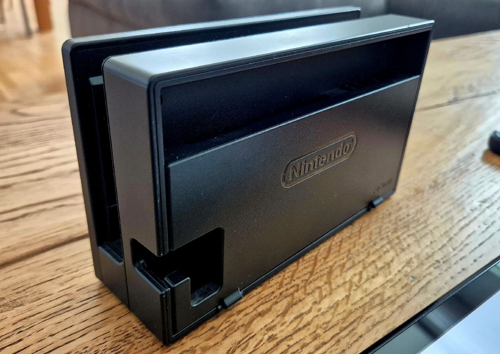 Nintendo Konsolen: Nintendo Switch V2 + 3 Spiele + Dock – Gebraucht aus Au SG von KonsoleWerk 4