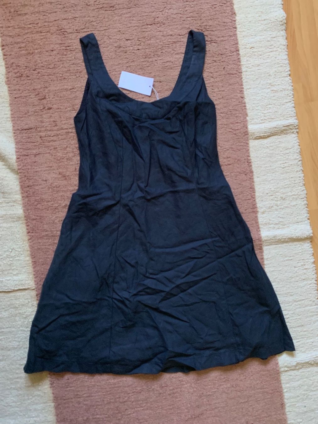 Kleider: Robe anthracite taille 40, neuve avec étiquette. – Neu (gemäss Beschreibung) aus Villars-sur-Glâne von Magdaka 3