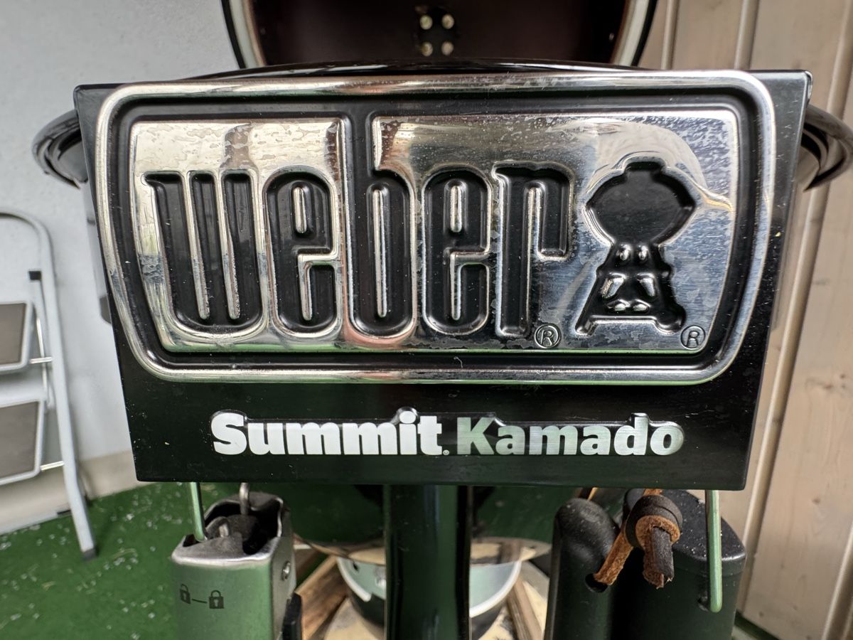 Weber Griglie: Weber Summit Kamado Grill E6 – Usato da Arbon venduto da homebender