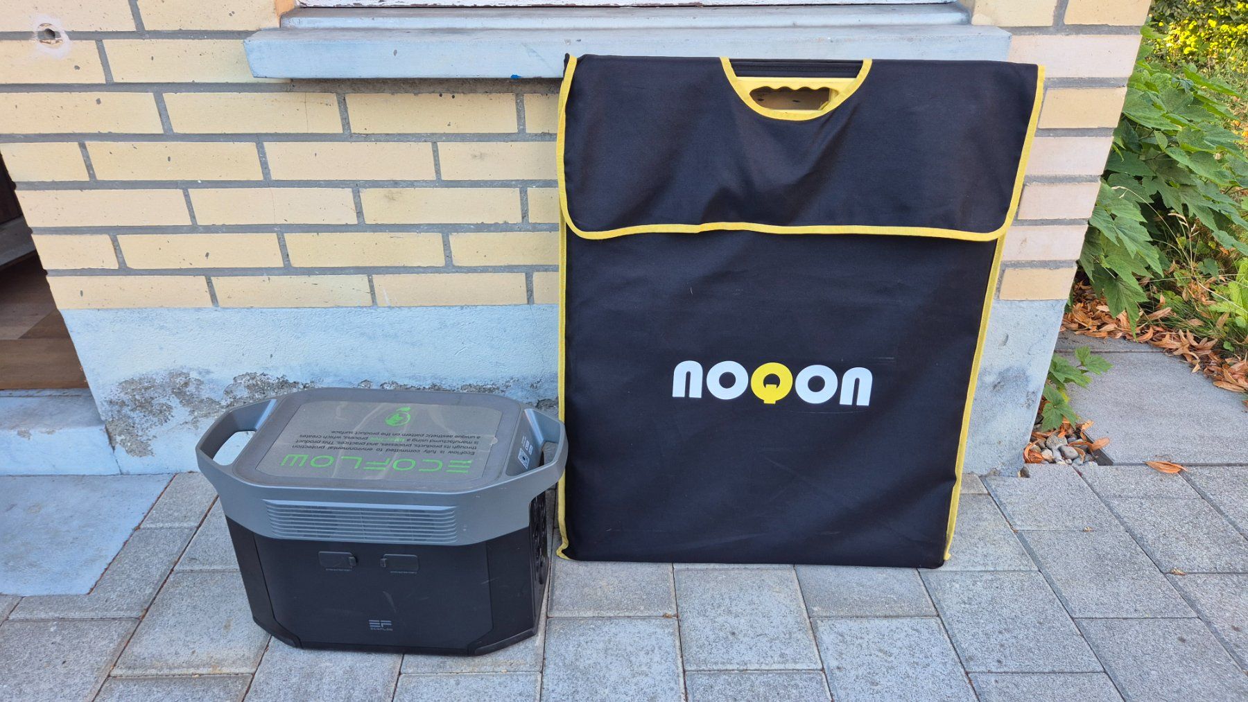 Ecoflow Solargeräte und Solarprodukte: EcoFlow Delta Max 2  + Noqon Solar Panel – Gebraucht aus Winterthur von eli_8jsf 1