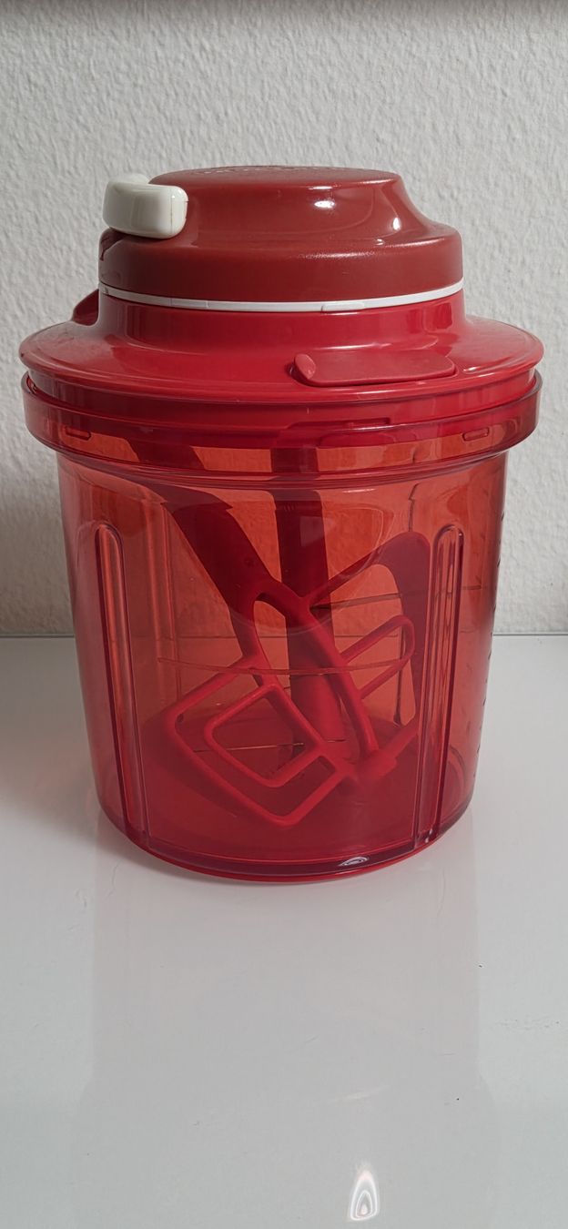 Tupperware Contenitori & Simili: Speedy Chef Tupperware – Usato da Embrach venduto da Musti20