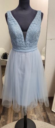 Hellblau kleid