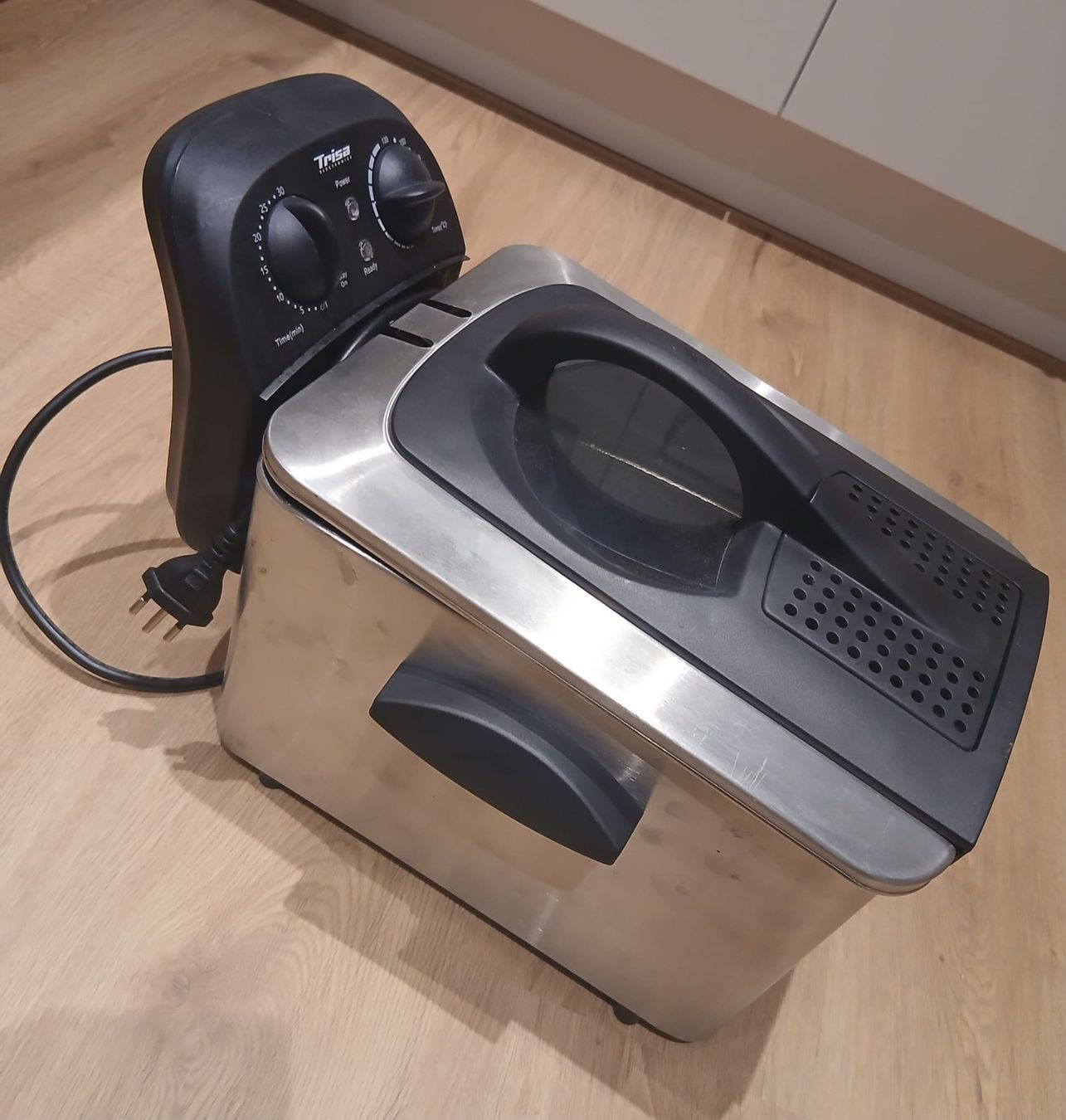 Elettrodomestici da cucina: Fritteuse Trisa Electronics Edelstahl – Usato da Galgenen venduto da fle_f65w