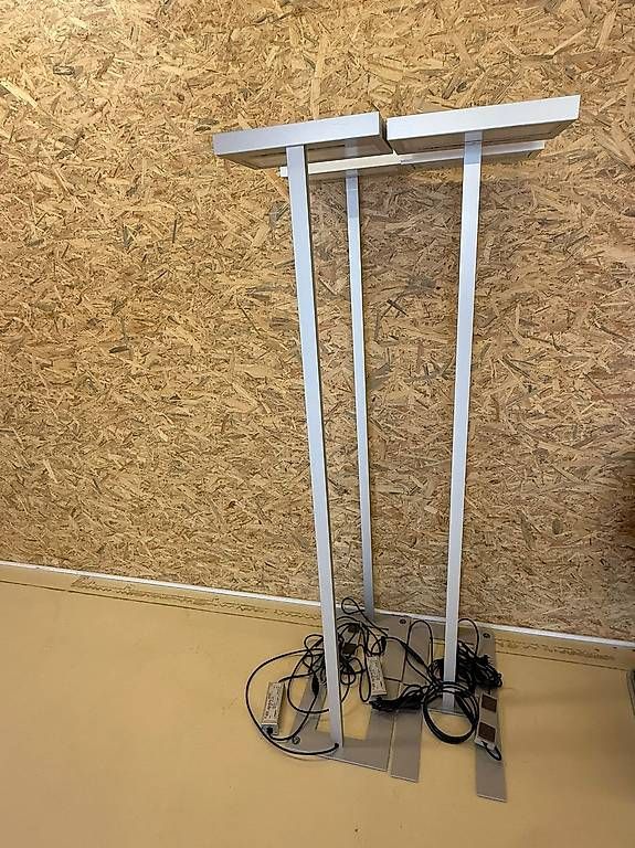 Lampade: Albedo Light LED Stehleuchte – Usato da Buochs venduto da jen_milla_b 4