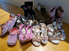 Riesen Paket 13 Paar Schuhe in Größe 26 Top Zustand!