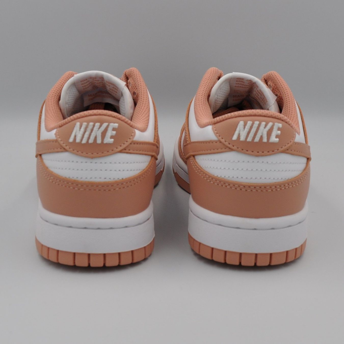 Nike Scarpe da donna: Nike Dunk Low Rose Whisper 39 – Nuovo e nell'imballaggio originale da Bern venduto da SneakerheavenLT 4