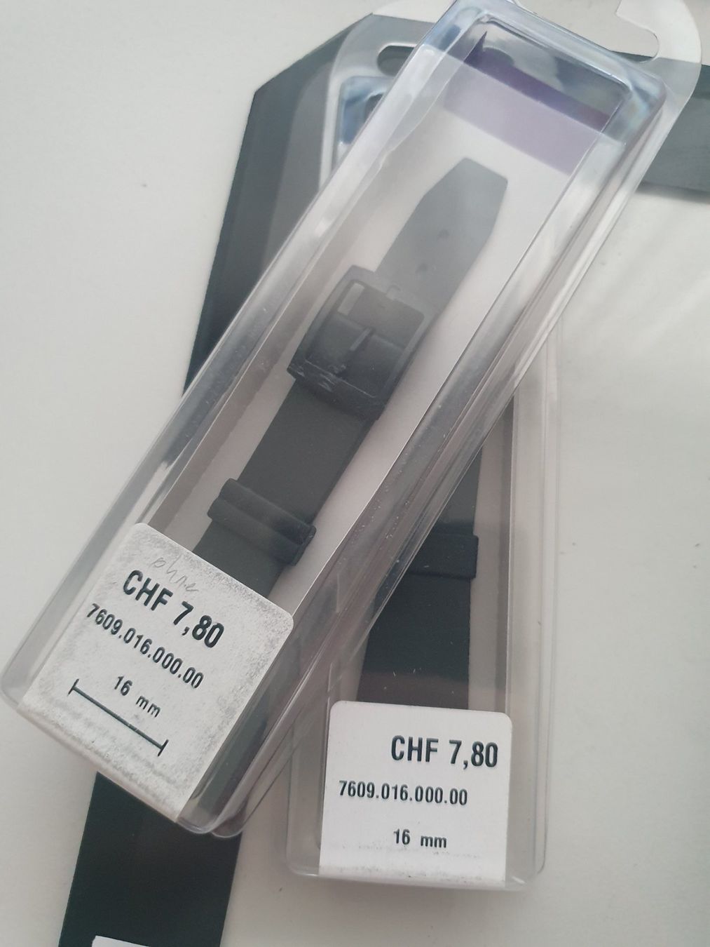 Bracciali & Braccialetti: Uhrenarmband Synthetik 16mm schwarz – Nuovo e nell'imballaggio originale da Zürich venduto da Alibaba1234 6