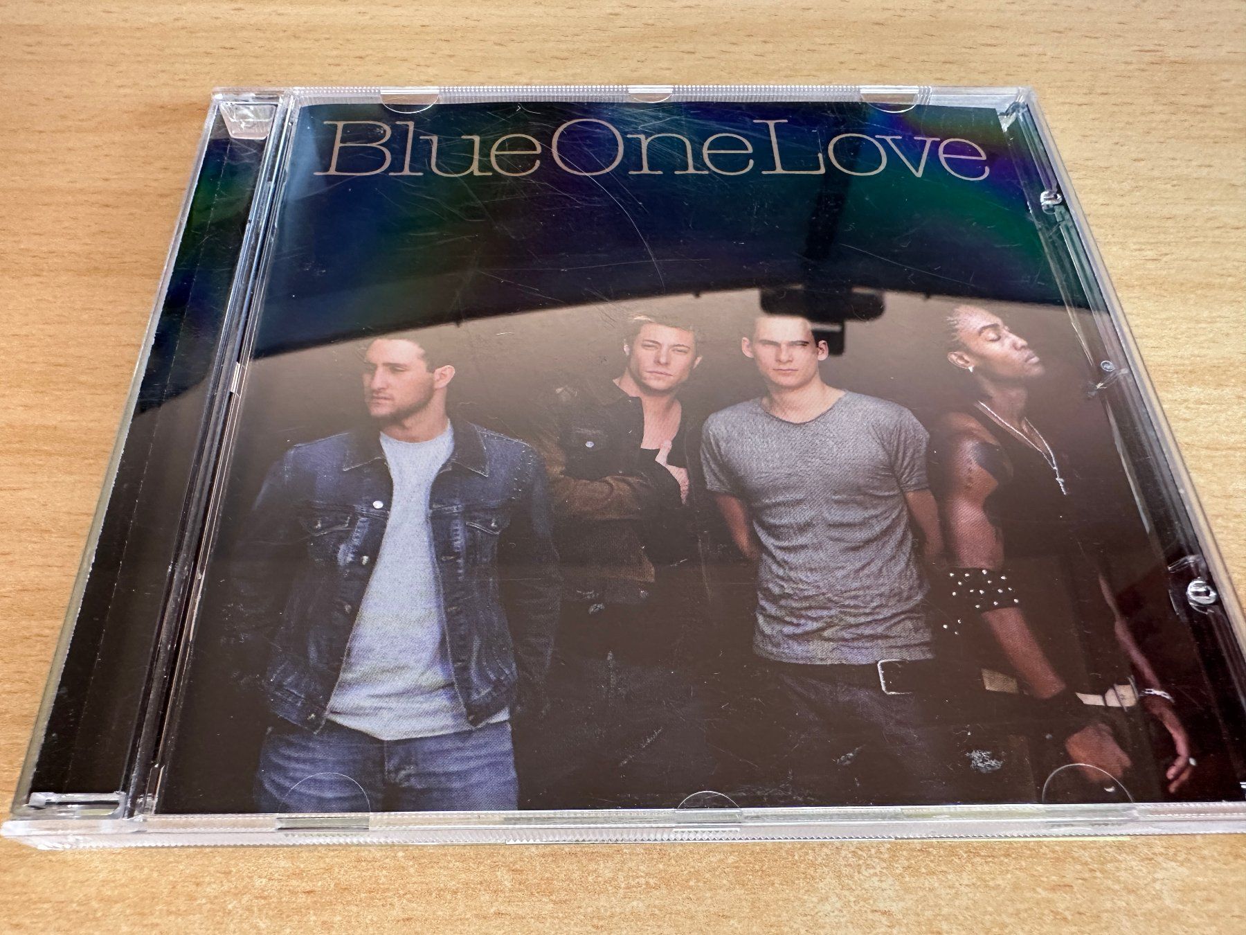 CD: Blue – One Love – Usato da Rikon im Tösstal venduto da Alpenmutz