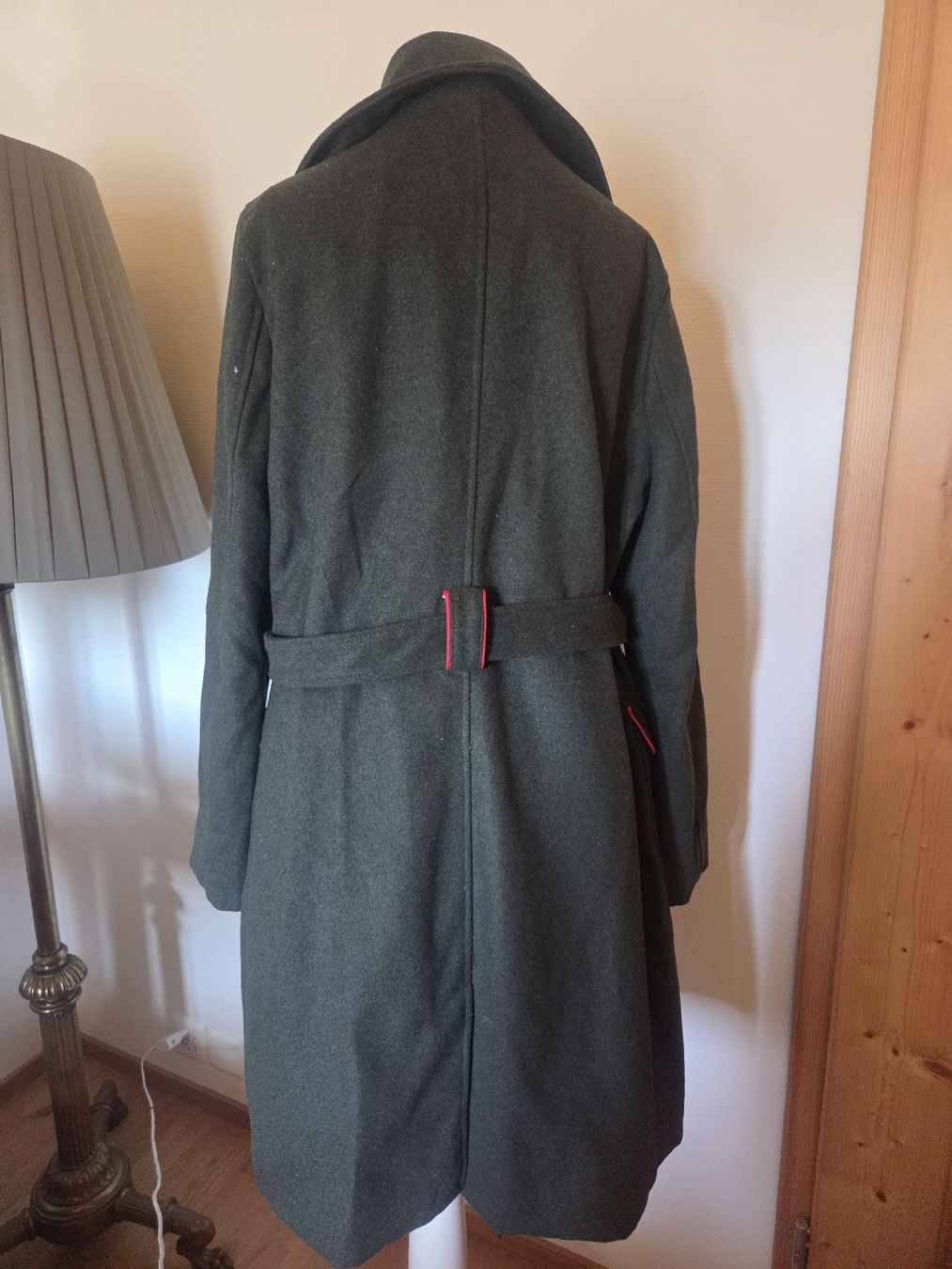 Boohoo Cappotti: boohoo Mantel Gr.40 – Usato da Bühler venduto da ros_5qfr 6