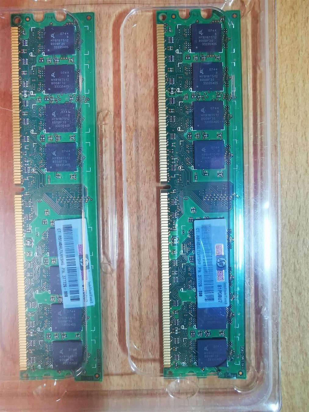 Memoria / RAM: 2x1GB DDR2 667MHZ PC2-5300 RAM – Usato da Buchs ZH venduto da Sutoris 2