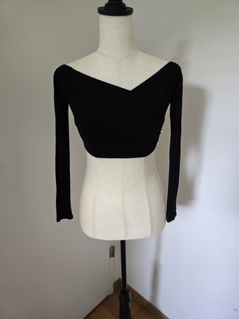 PrettyLittleThing Off Shoulder Crop Top Gr. S 