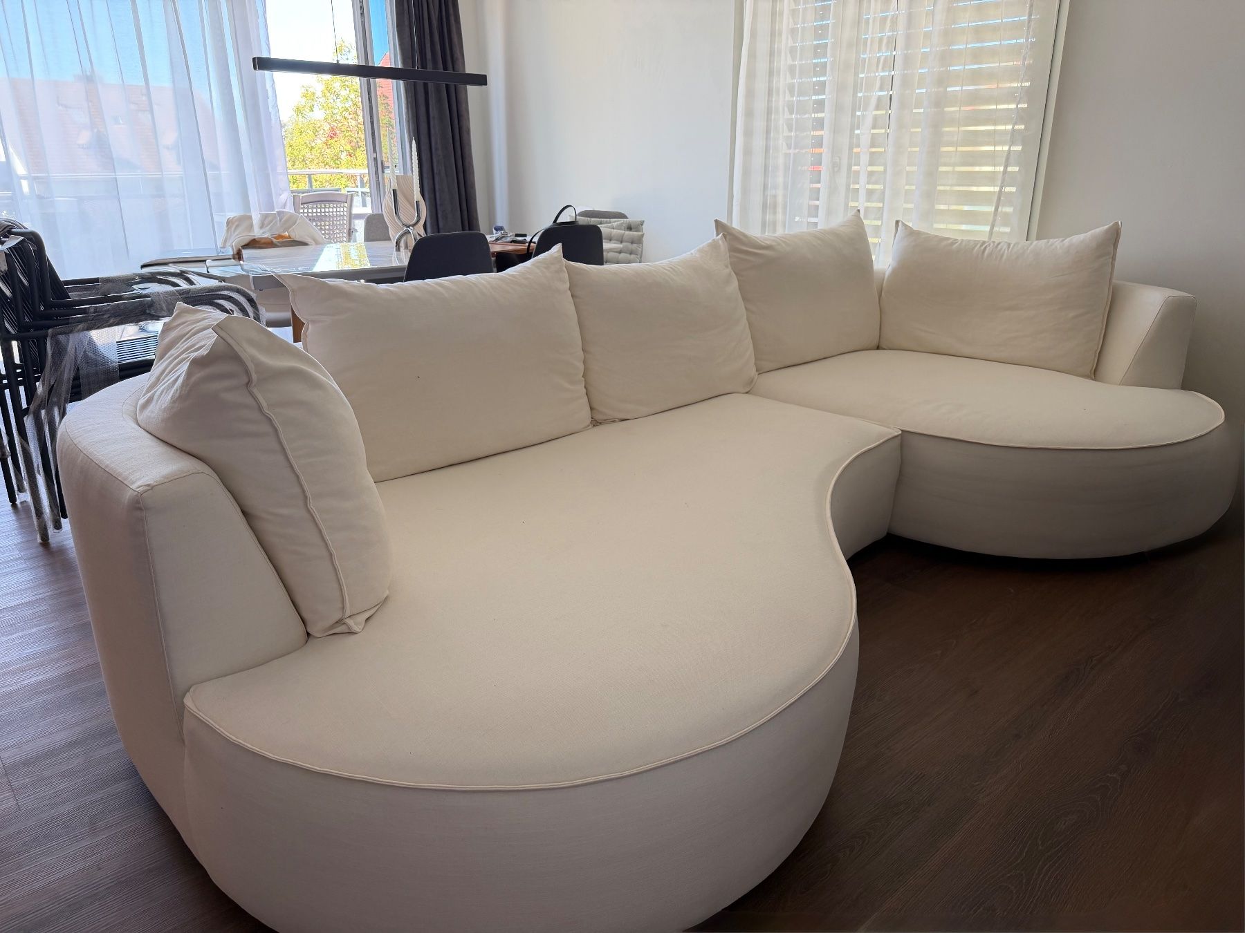 Conforama Sofas: Modernes Big Sofa / Designer Sofa in heller Farbe – Gebraucht aus Winkel von Tho_Bru 1