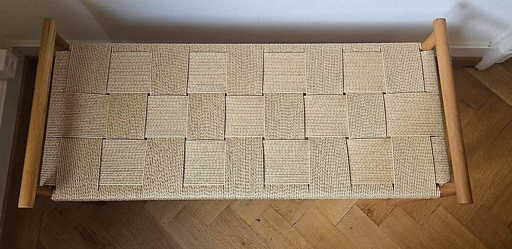 Panchine: Skandinavische Design-Bank aus Eiche mit Flechtsitz – Usato da Winterthur venduto da schnech 1
