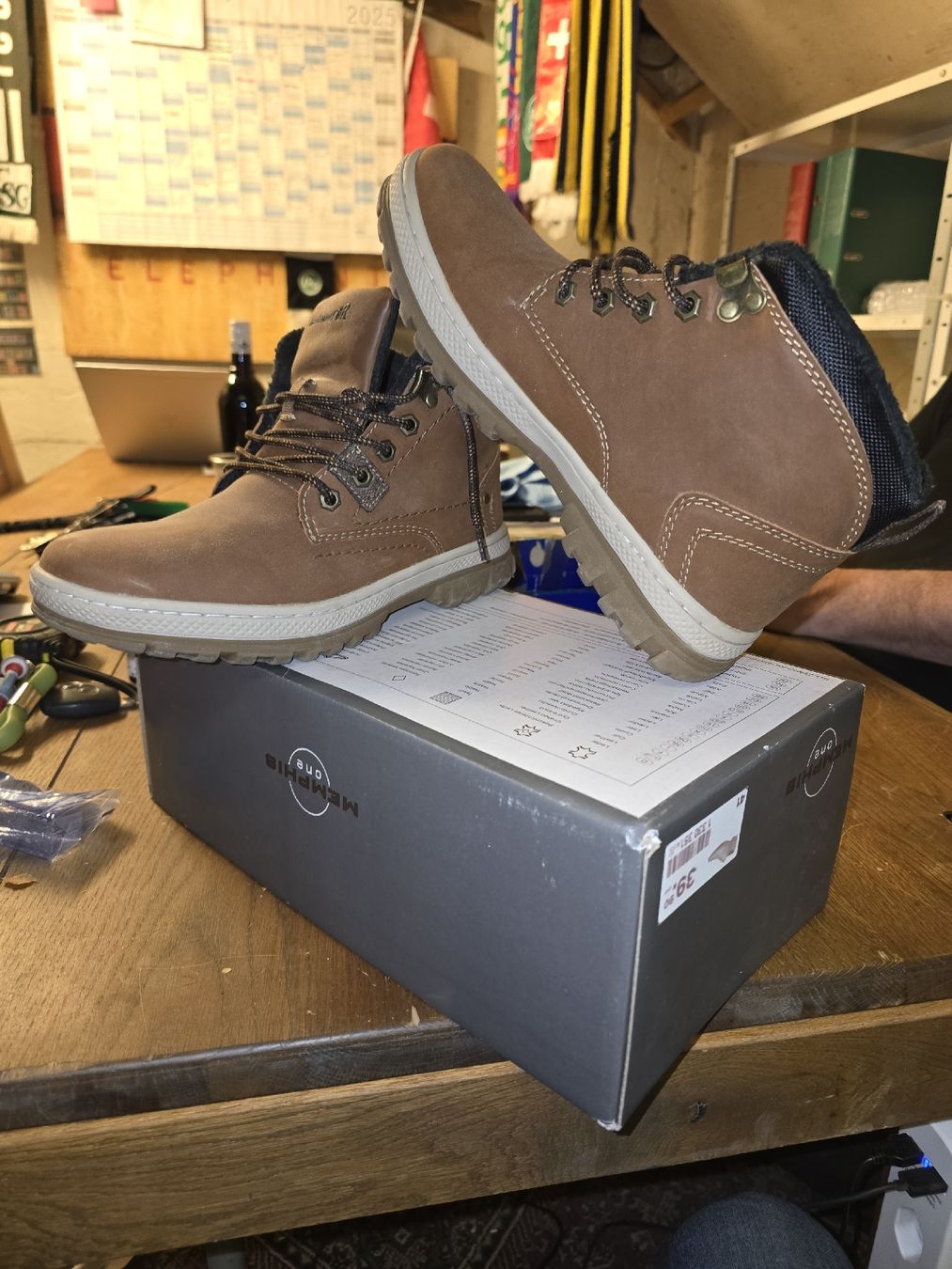 Scarpe da uomo: Braune Landrover Schuhe Grösse 41 – Nuovo (secondo la descrizione) da Rorschach venduto da TimelessTrading