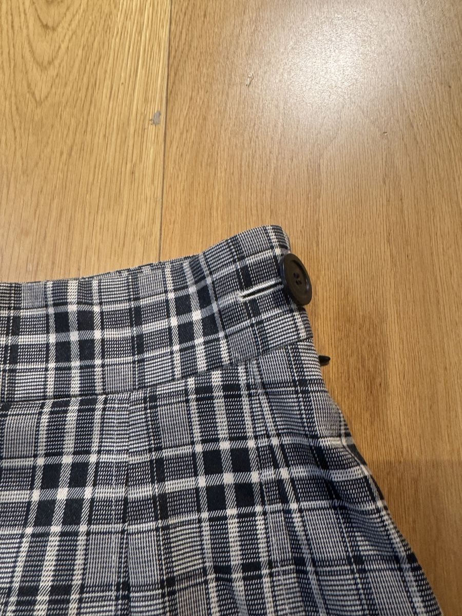 Röcke: Snidel skirt Size S – Gebraucht aus Clarens von Ian_calvin 1