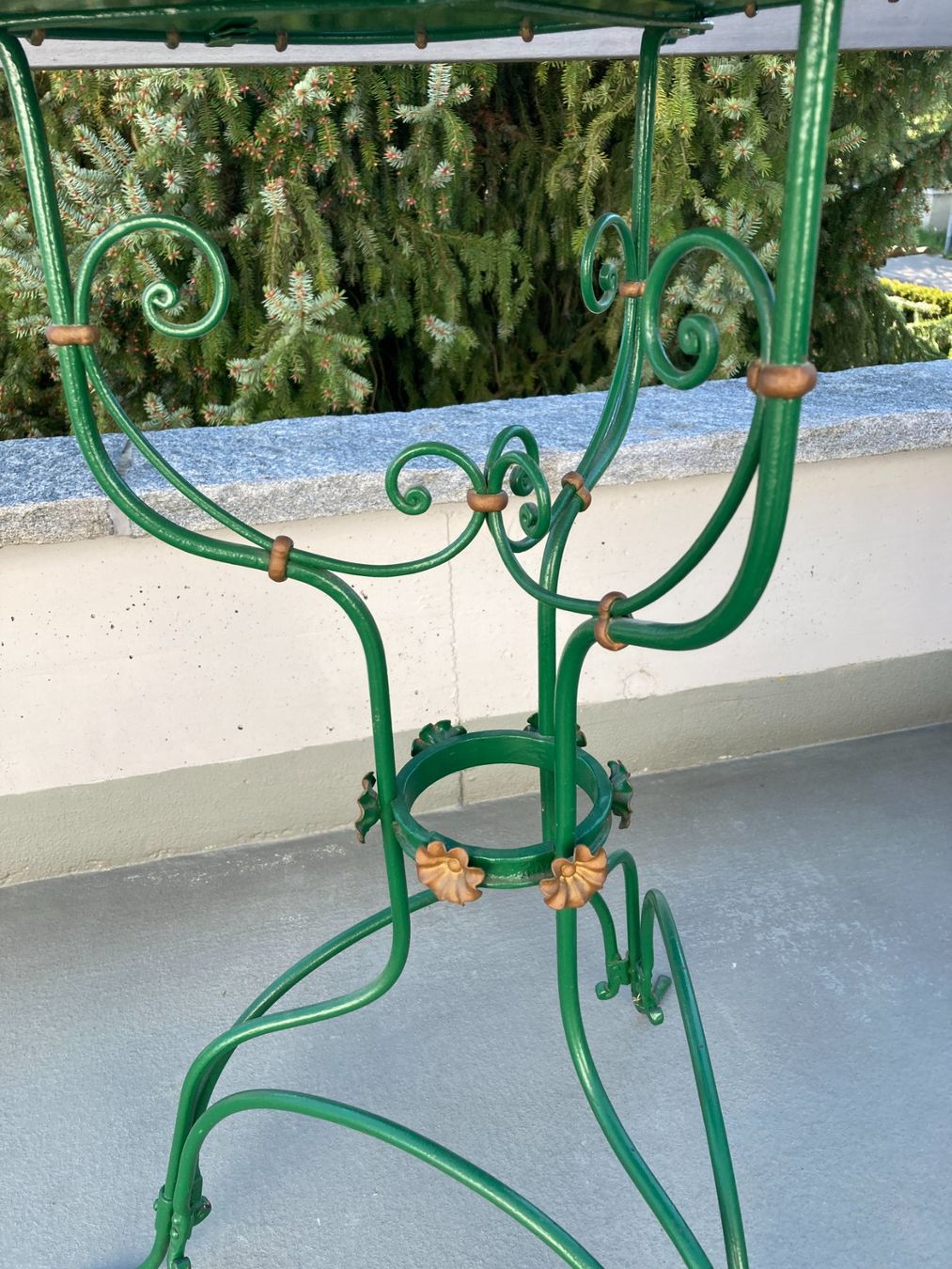 Sonstiges für Haushalt & Wohnen: Jardinière Blumenständer – Gebraucht aus Wil SG von Pin05 2