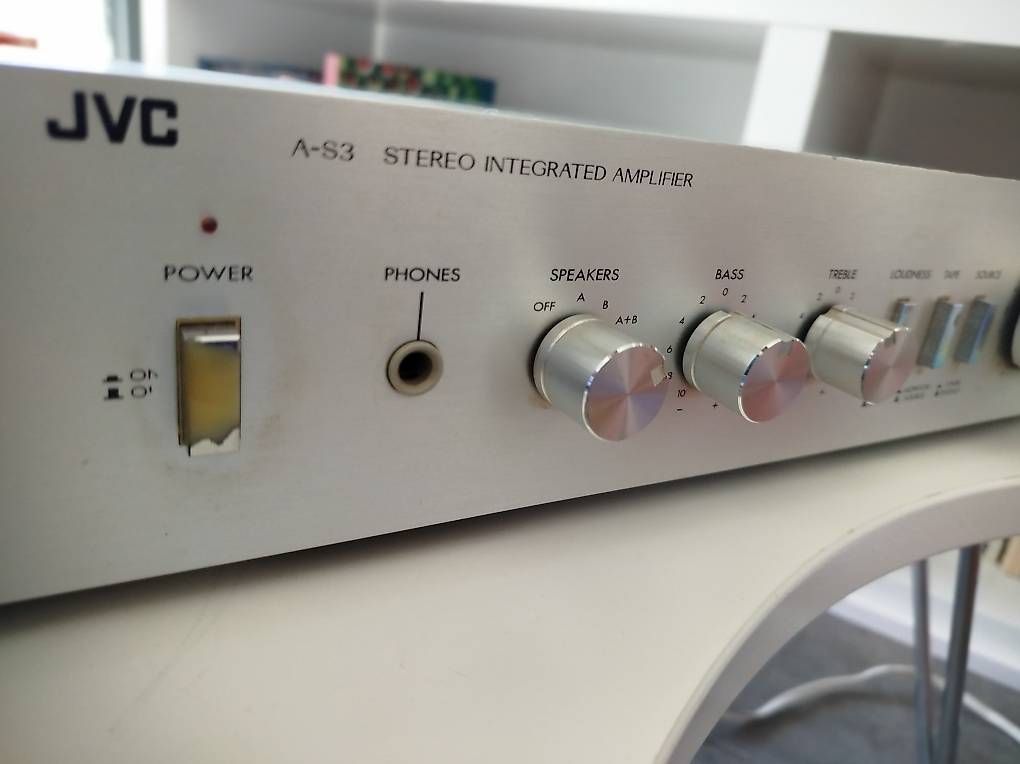 Amplificatori: Amplificatore jvc vintage – Usato da Giubiasco venduto da ari_qtg8