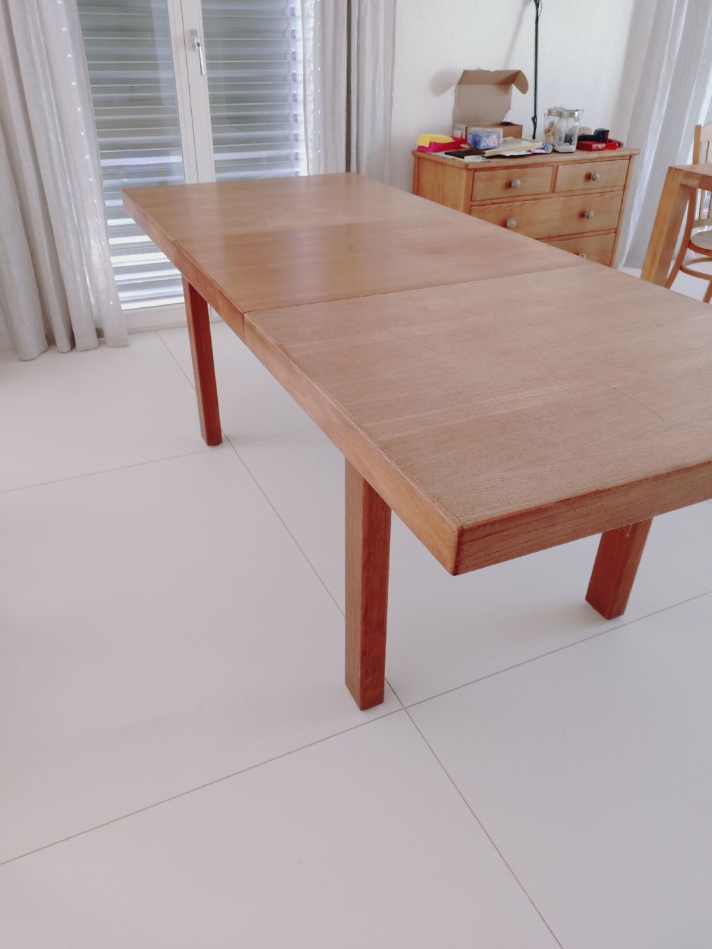 Tische: Holztisch aus den 70ern – Gebraucht aus St. Gallen von lysele 1