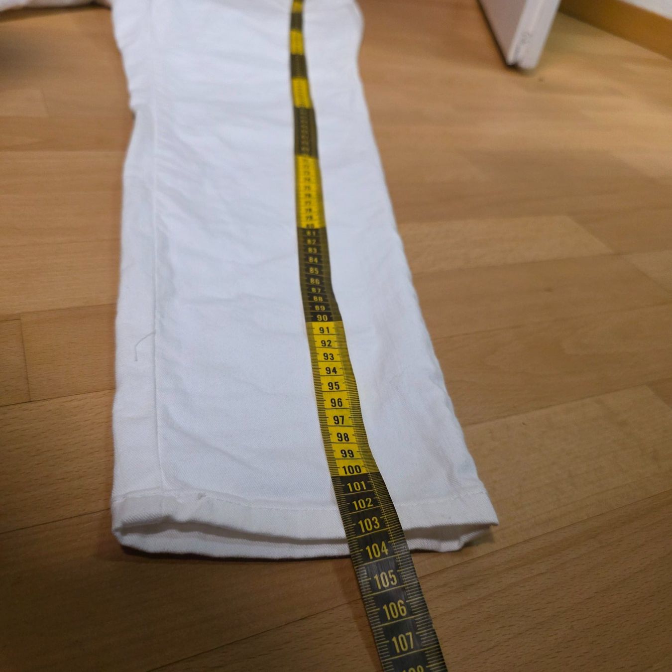 C&A Pantaloni: Weisse Sommerhose, Gr. 46 C&A – Usato da Wald ZH venduto da CapLux 9