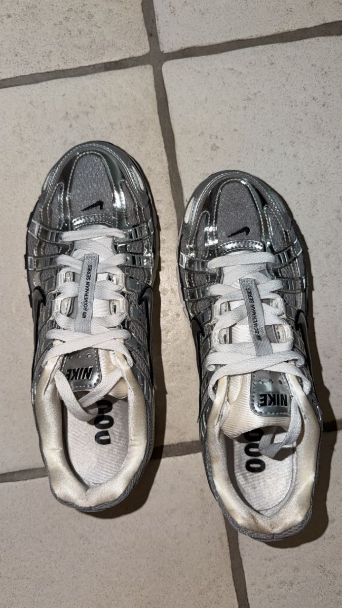 Nike Scarpe da uomo: Nike P-6000 Sneaker Silber - Grösse 38 – Usato da Bern venduto da oaicu 1