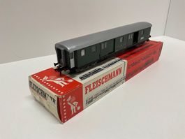 Fleischmann H0, 5/30 Gepäckwagen SBB, leicht Bespielt