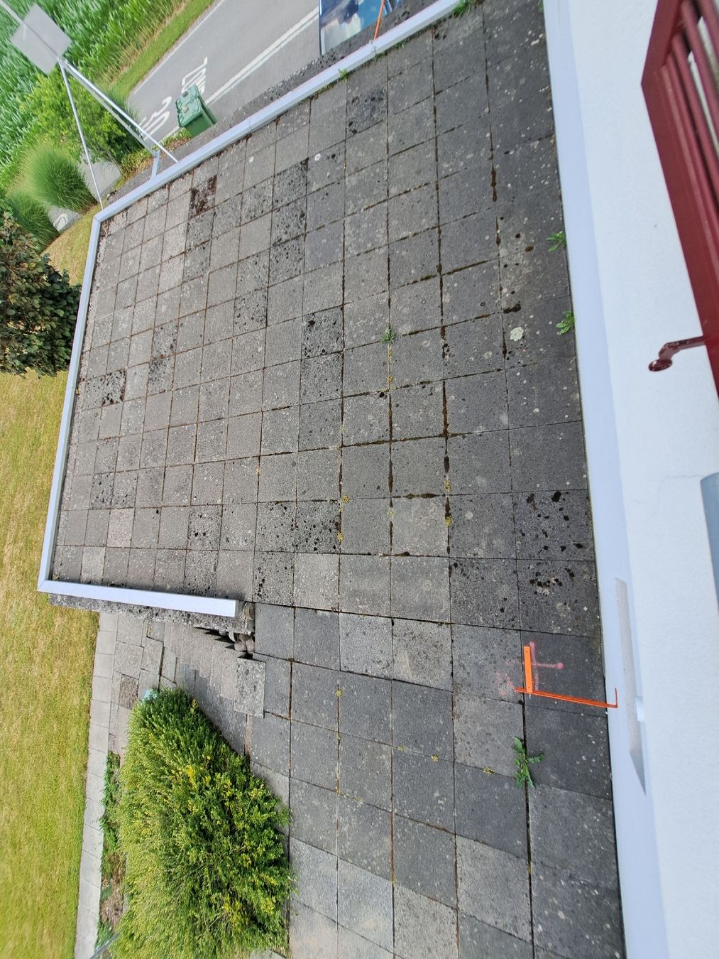 Revêtements de sol: Gehwegplatten 50x50x5cm – D'occasion à Sins par mch_z7dl