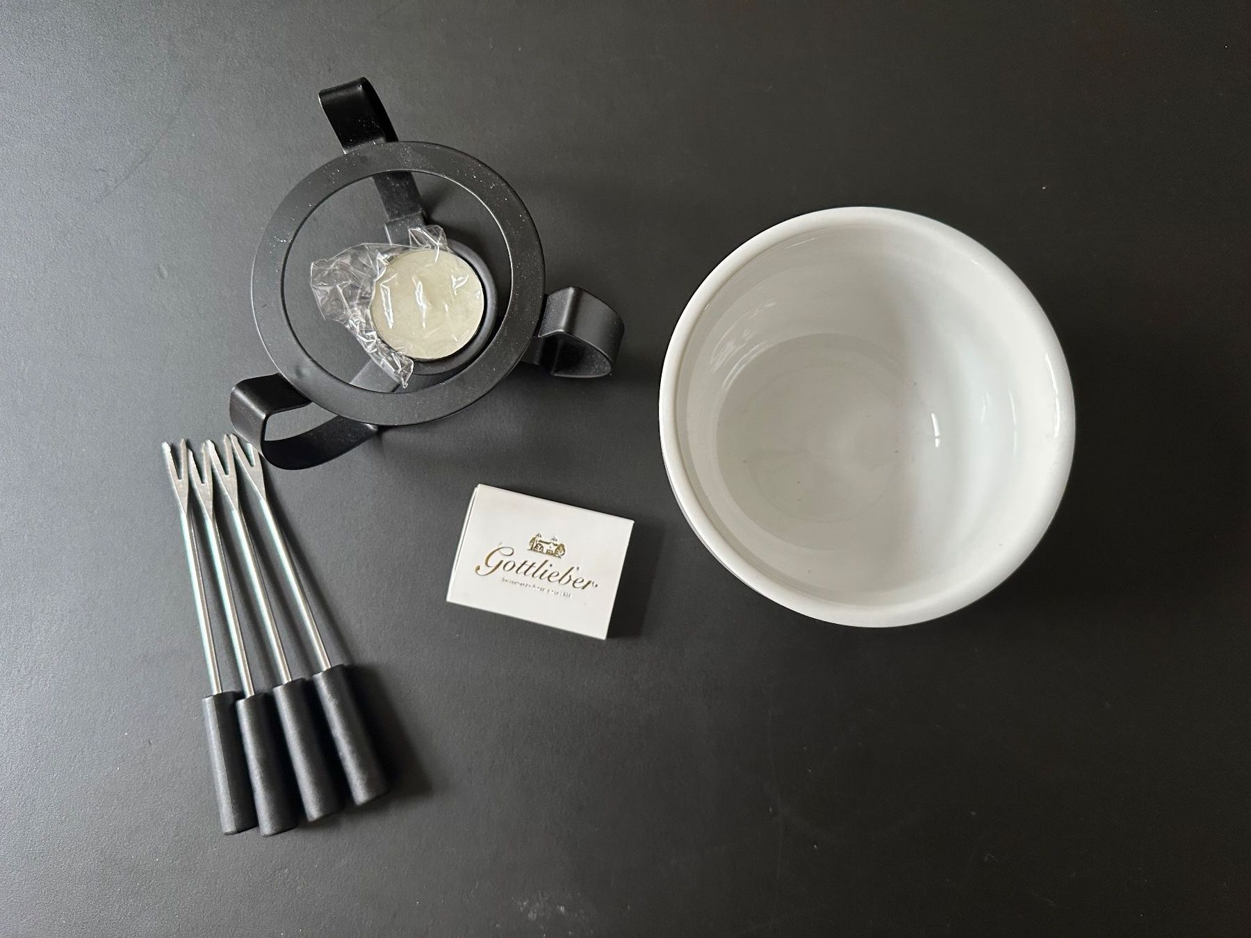 Set di piatti: Schoggifondue Set Gottlieber – Nuovo (secondo la descrizione) da Luzern venduto da mughetto13 1