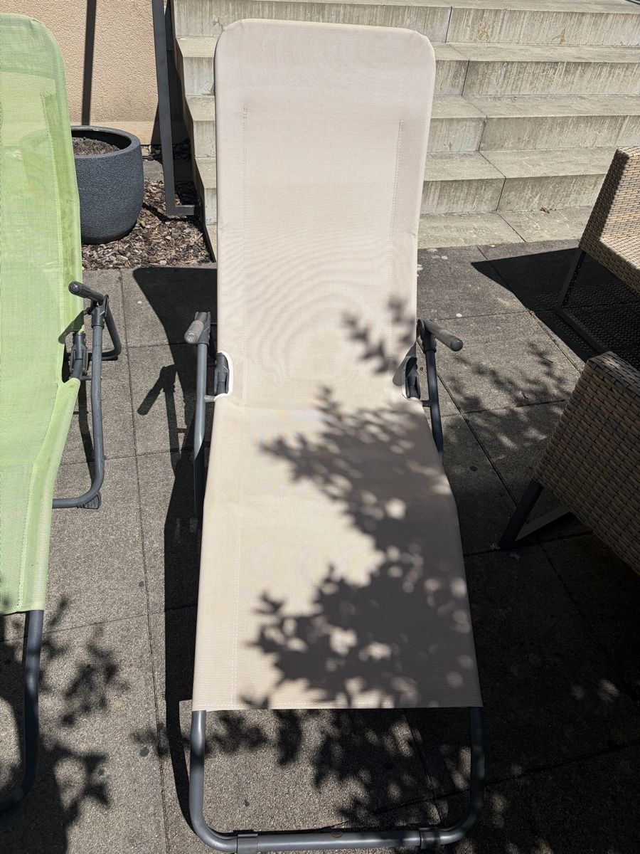 Chaises longues: Chaise longue beige  – D'occasion à Granges-Paccot par yvanperrenoud