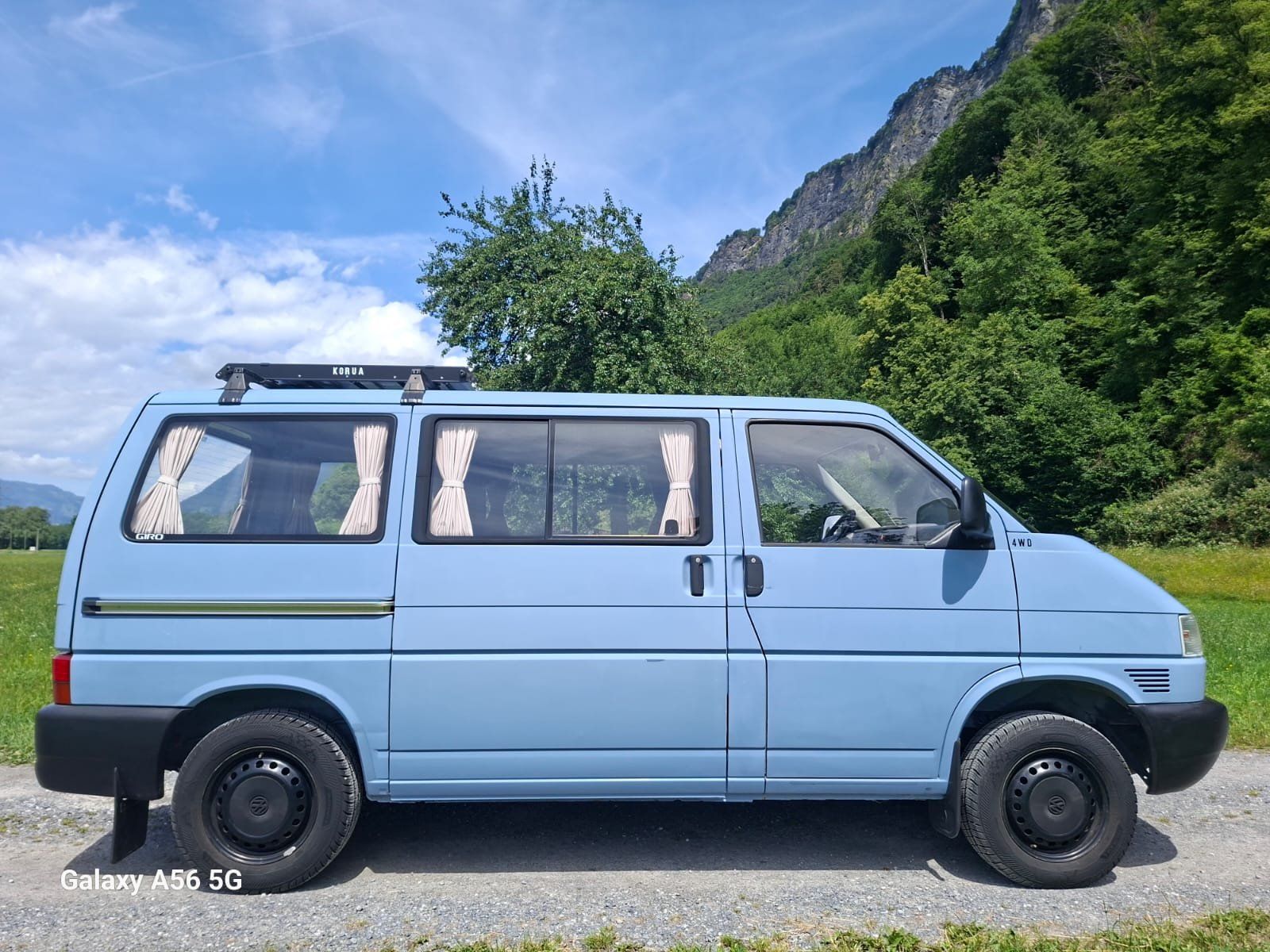 VW Automobili: Vw T4 2.5 TDI Multi-Transporter-Camper mit erst 168.300 Km – Usato da Fläsch venduto da Levanti25 1